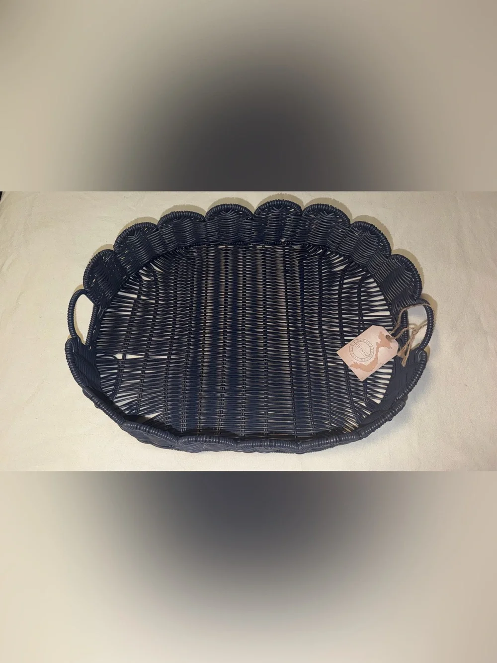 NWT MADE IN VIETNAN Woven Scalloped Edge Serving Tray - Navy Sz 14w4H 19 L